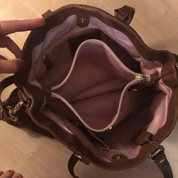 Coach bag- Ashley in camel brown - Picture 2 of 5